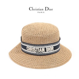 C.D 버킷햇
