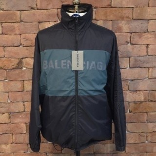 발* 로고라인 세미 오버핏 윈드브레이커